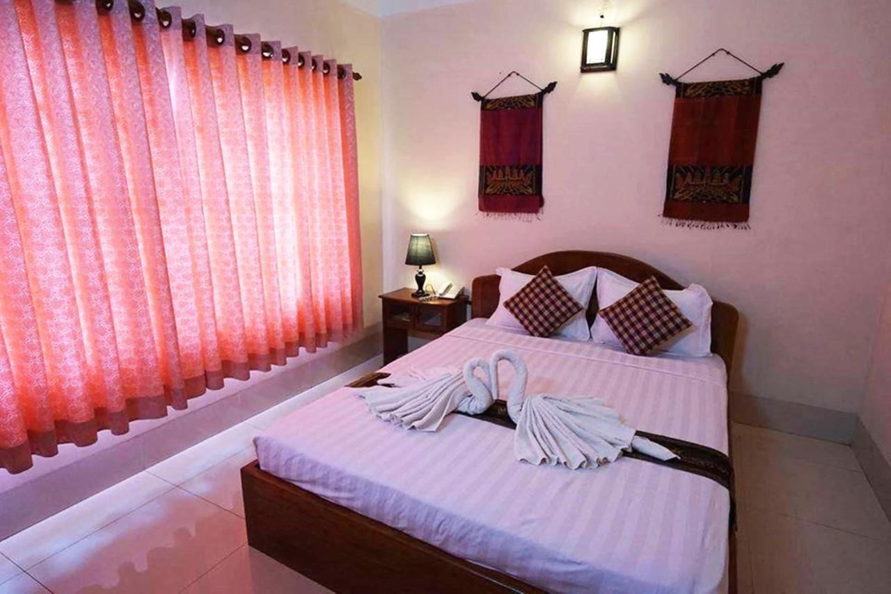 Siem Reap Riverside Hotel Экстерьер фото