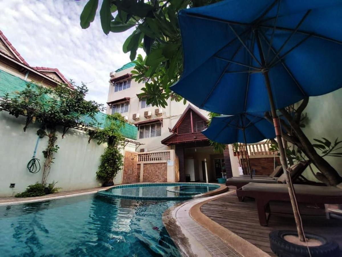Siem Reap Riverside Hotel Экстерьер фото