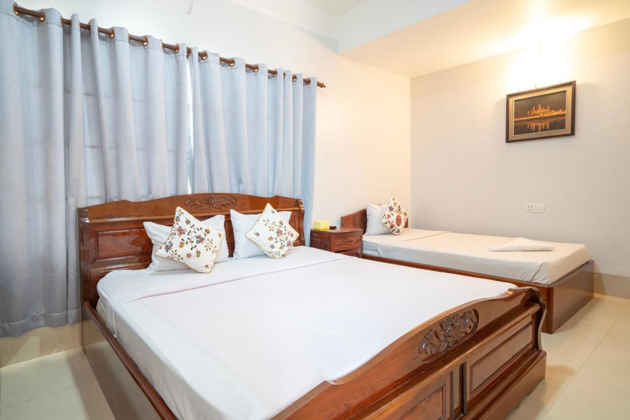 Siem Reap Riverside Hotel Экстерьер фото