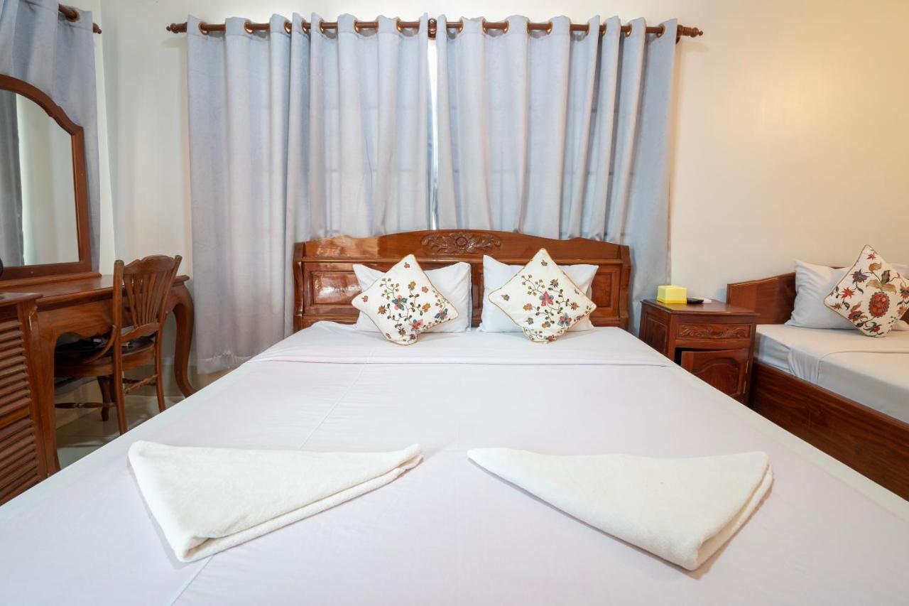 Siem Reap Riverside Hotel Экстерьер фото