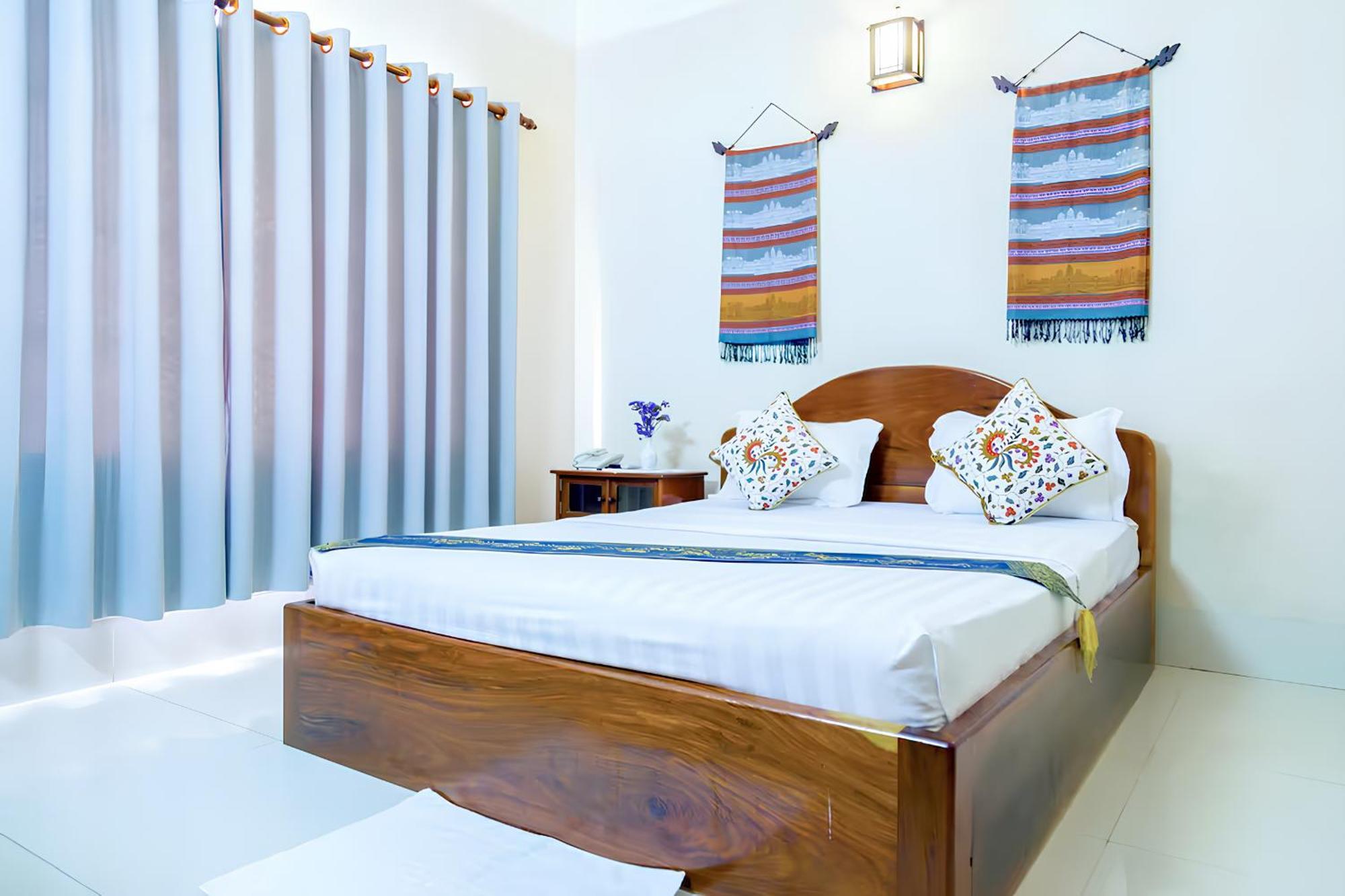Siem Reap Riverside Hotel Экстерьер фото