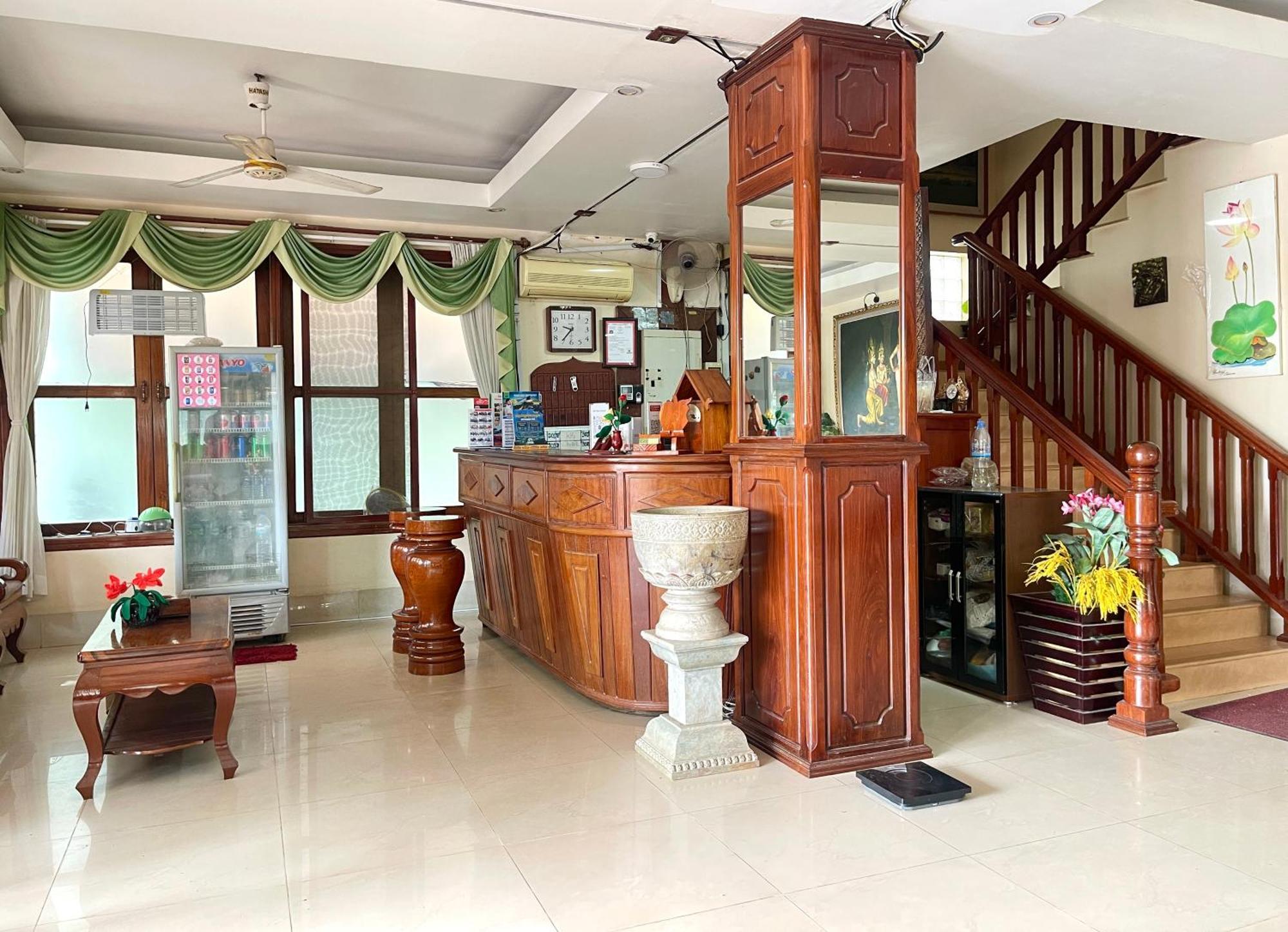 Siem Reap Riverside Hotel Экстерьер фото