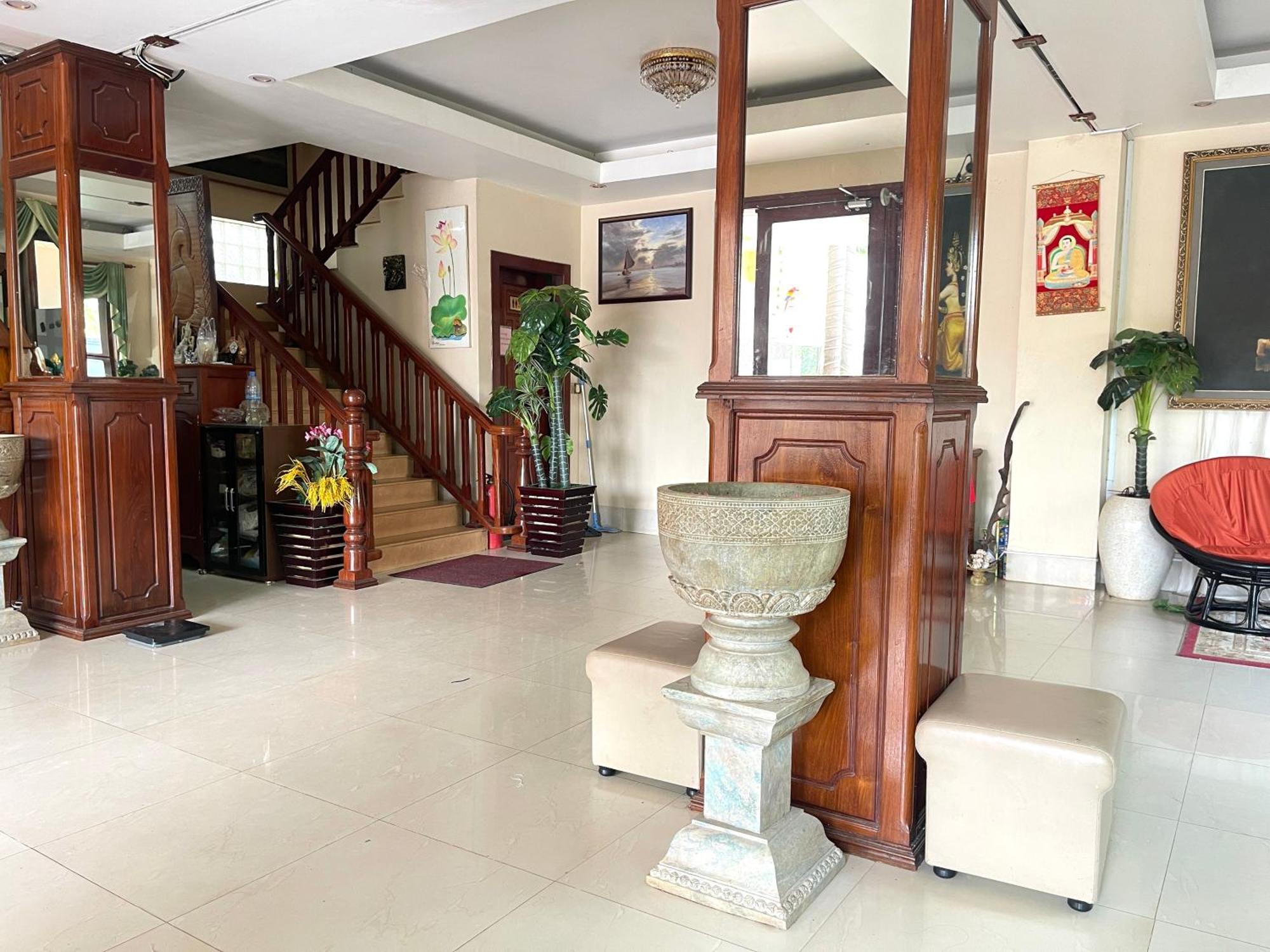 Siem Reap Riverside Hotel Экстерьер фото