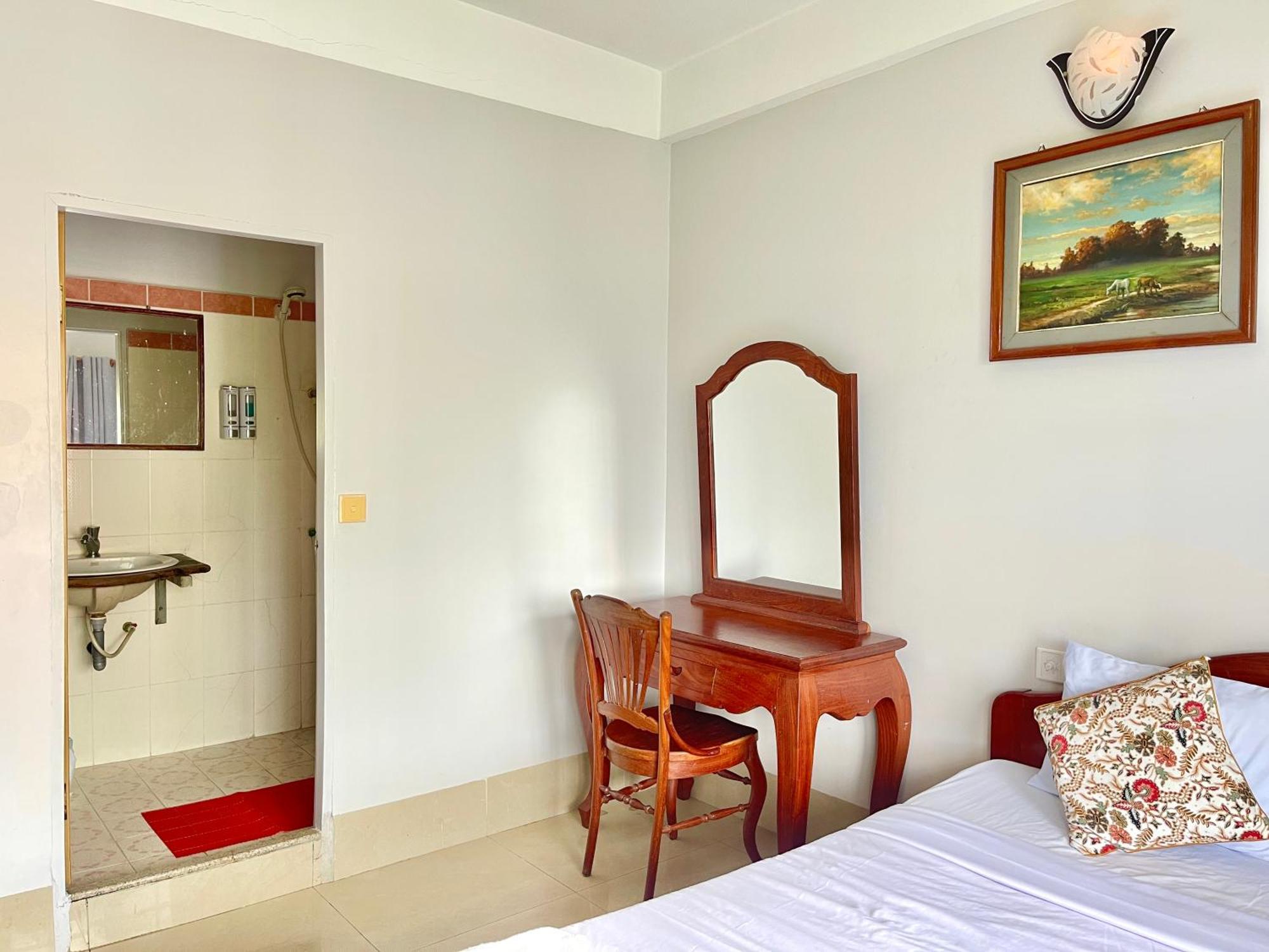 Siem Reap Riverside Hotel Экстерьер фото