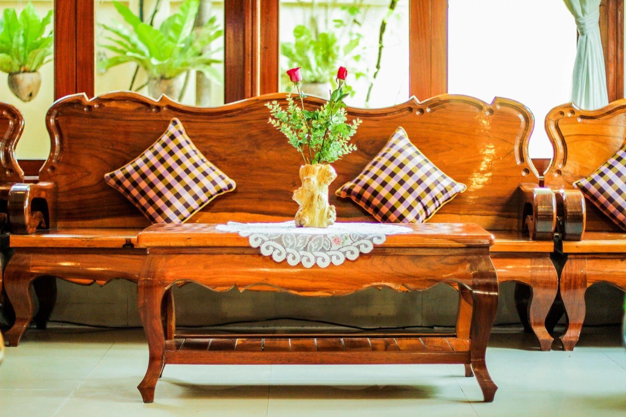 Siem Reap Riverside Hotel Экстерьер фото
